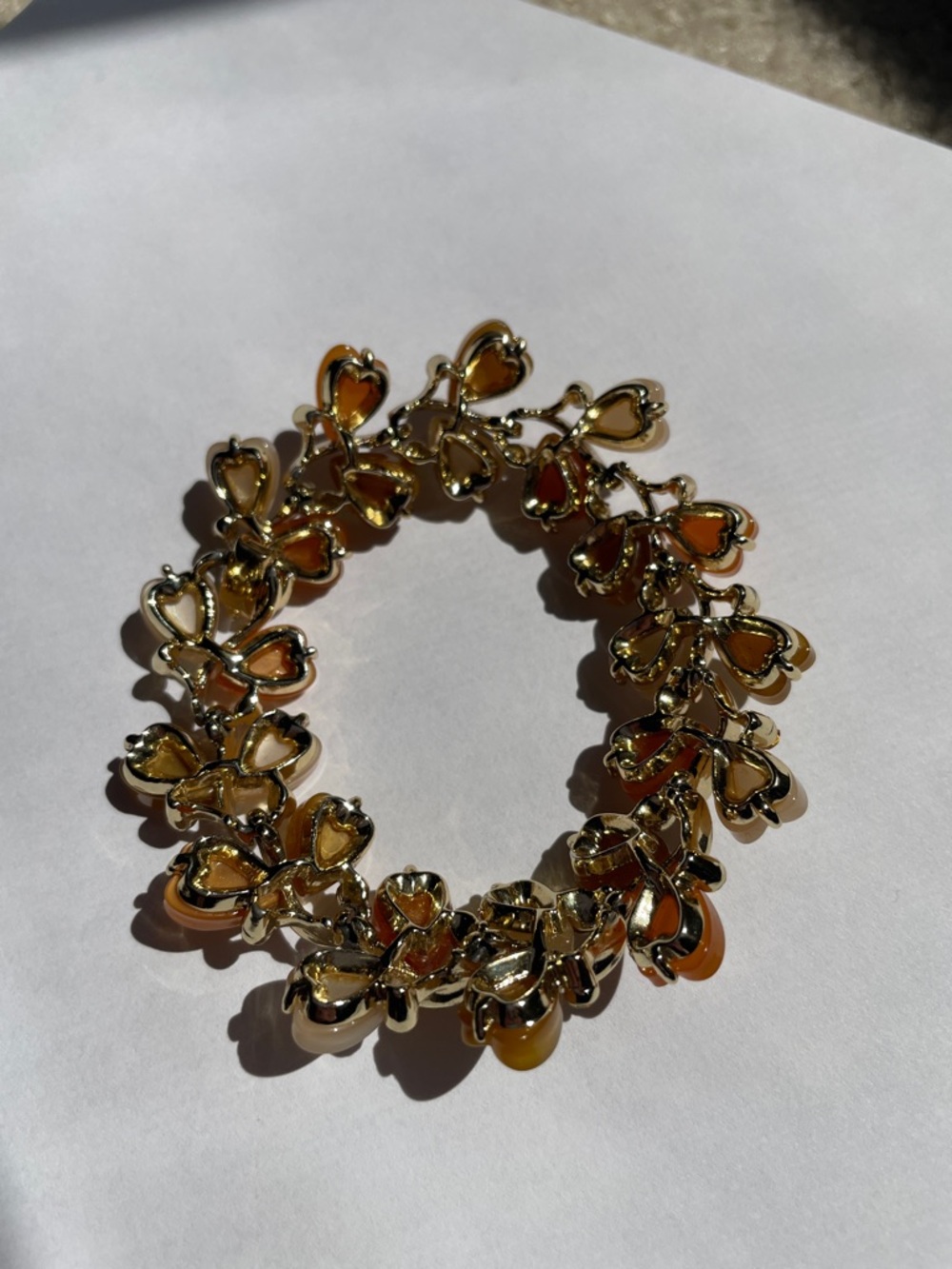 Vintage 1960s Signed Lisner Thermoset Bracelet - Picture 7 of 9